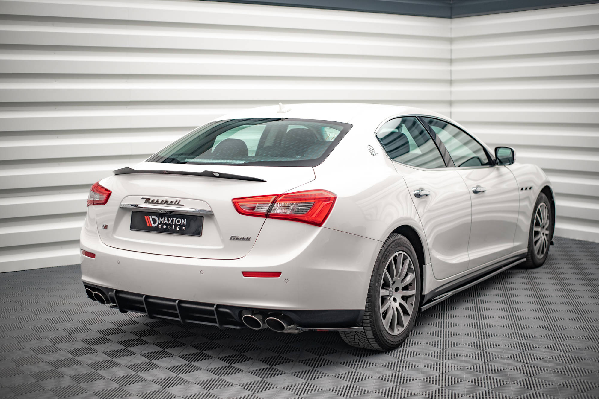 Rear Side Splitters Maserati Ghibli MK3 (2013-2017) - 3
