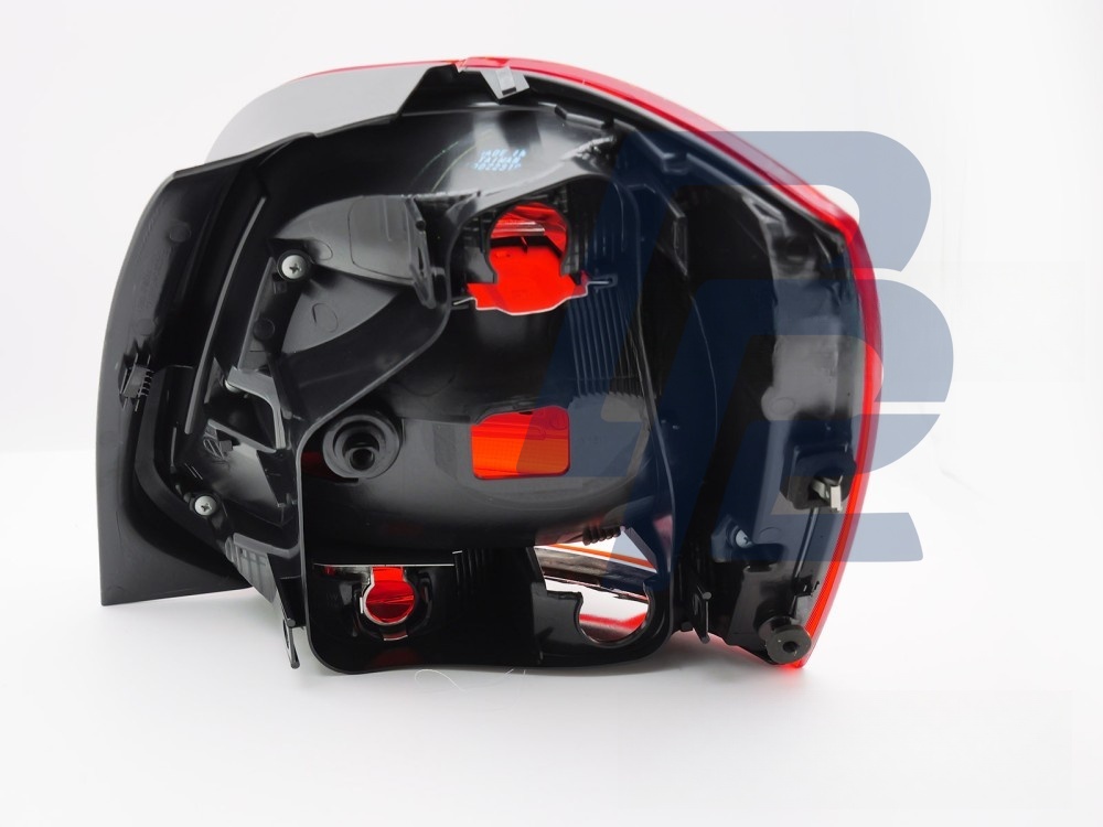 Tail Light Red/Clear Left Side TYC for Polo 6R Hb 2014–2017 - 4
