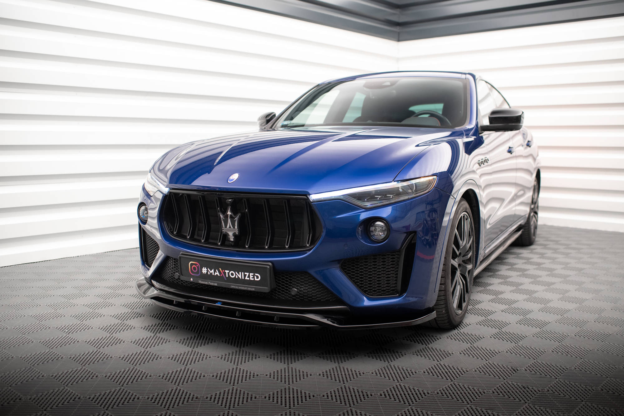 Front Splitter Maserati Levante GTS / Trofeo Mk1 - 3