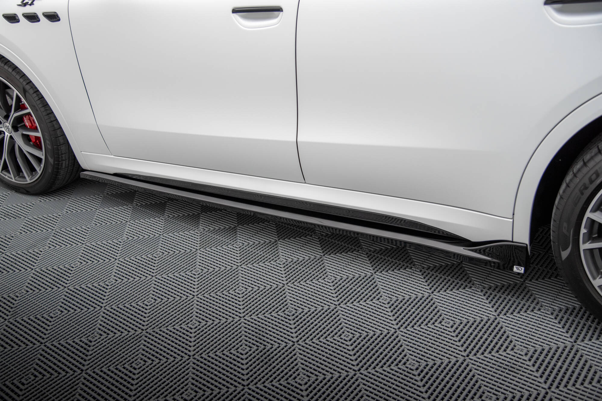 Side Skirts Diffusers Maserati Grecale GT / Modena Mk1 - 4