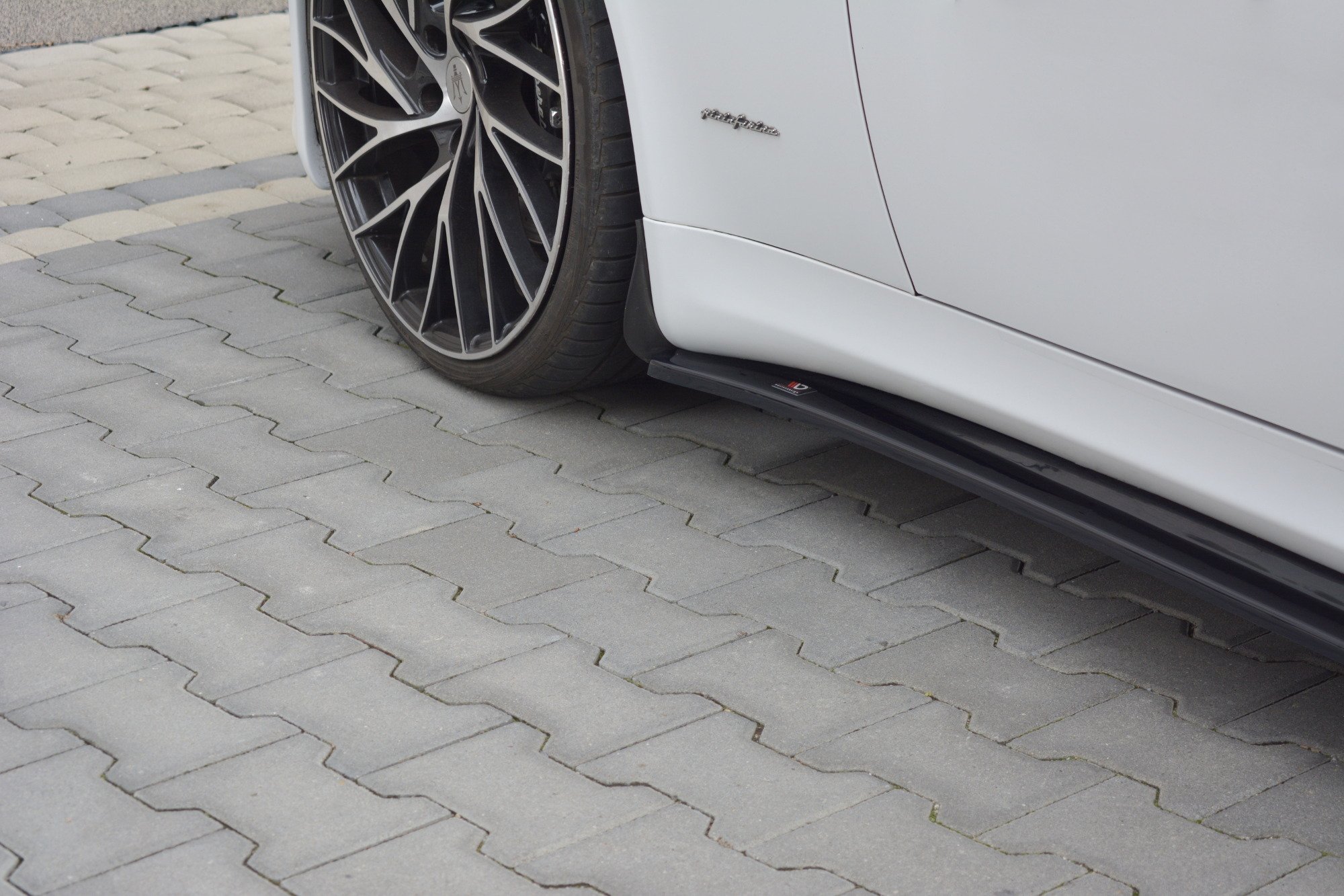 Side Skirts Diffusers Maserati Quattroporte MK5 Facelift (2009-2012) - 5