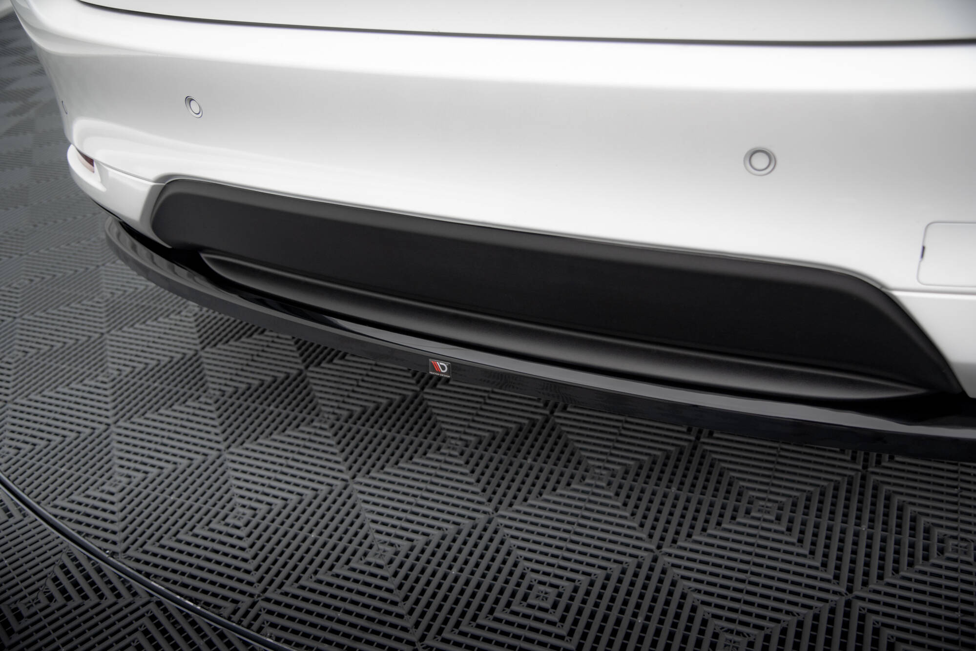 Central Rear Splitter Mazda CX-60 Mk1 - 3