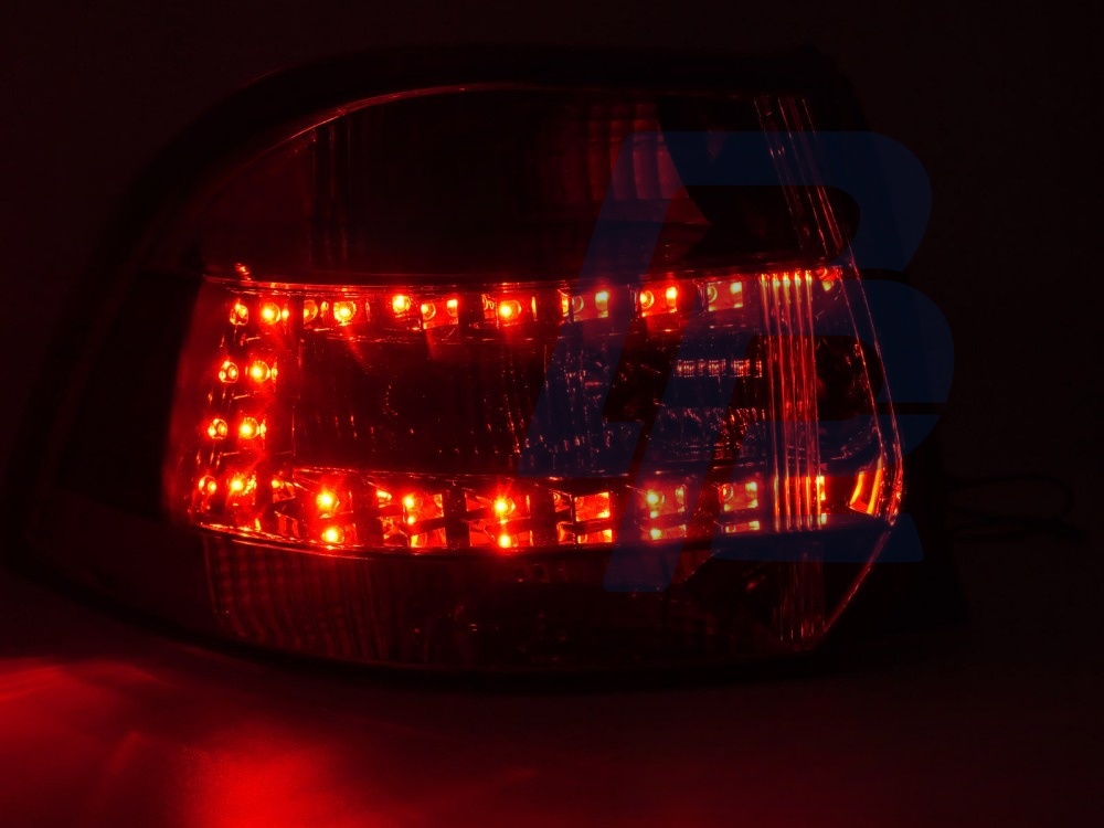 LED Tail Lights Red/Smoked for VW Golf 5/6 Variant 2007–2013 - 4