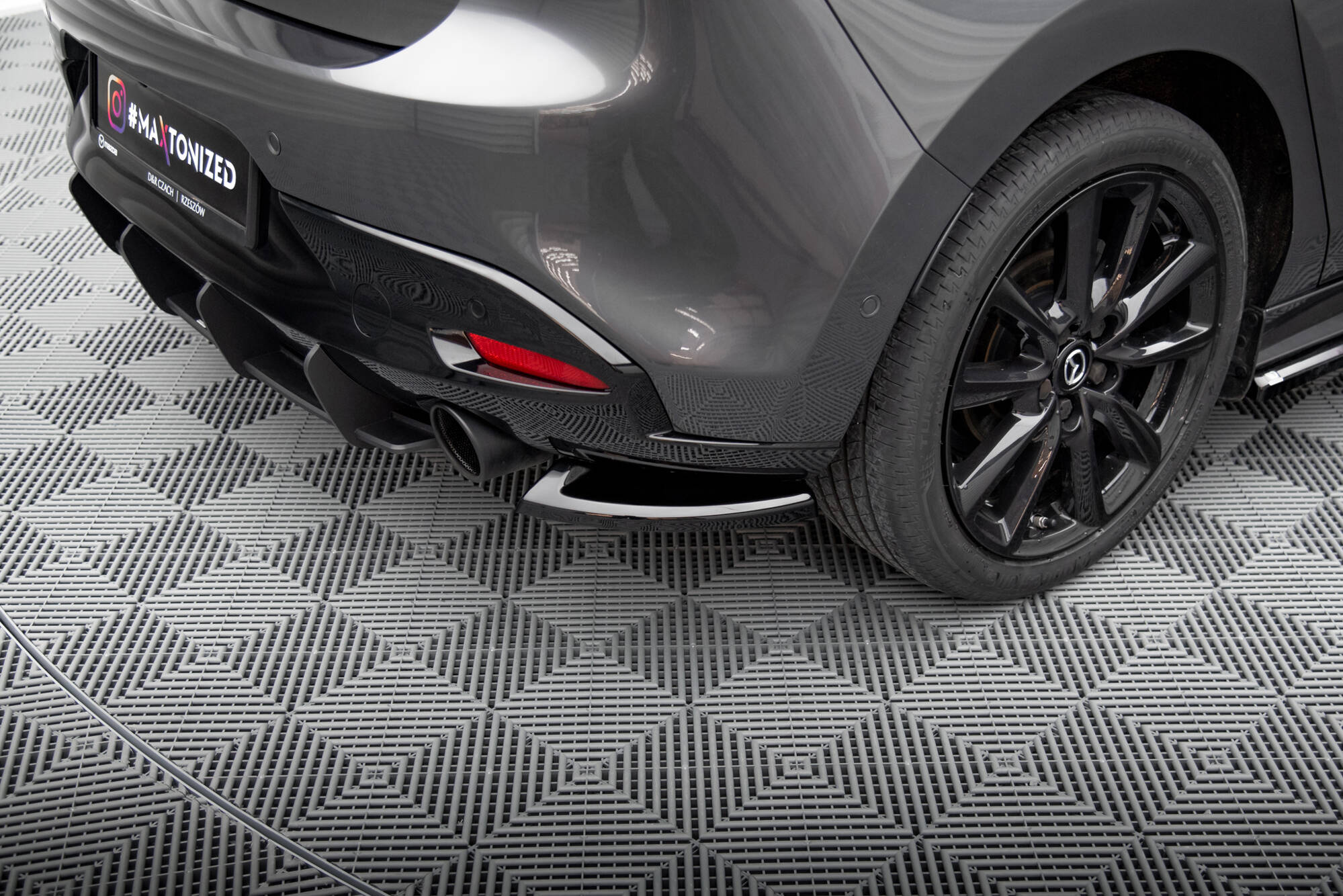 Rear Side Splitters Mazda 3 Mk4 - 3