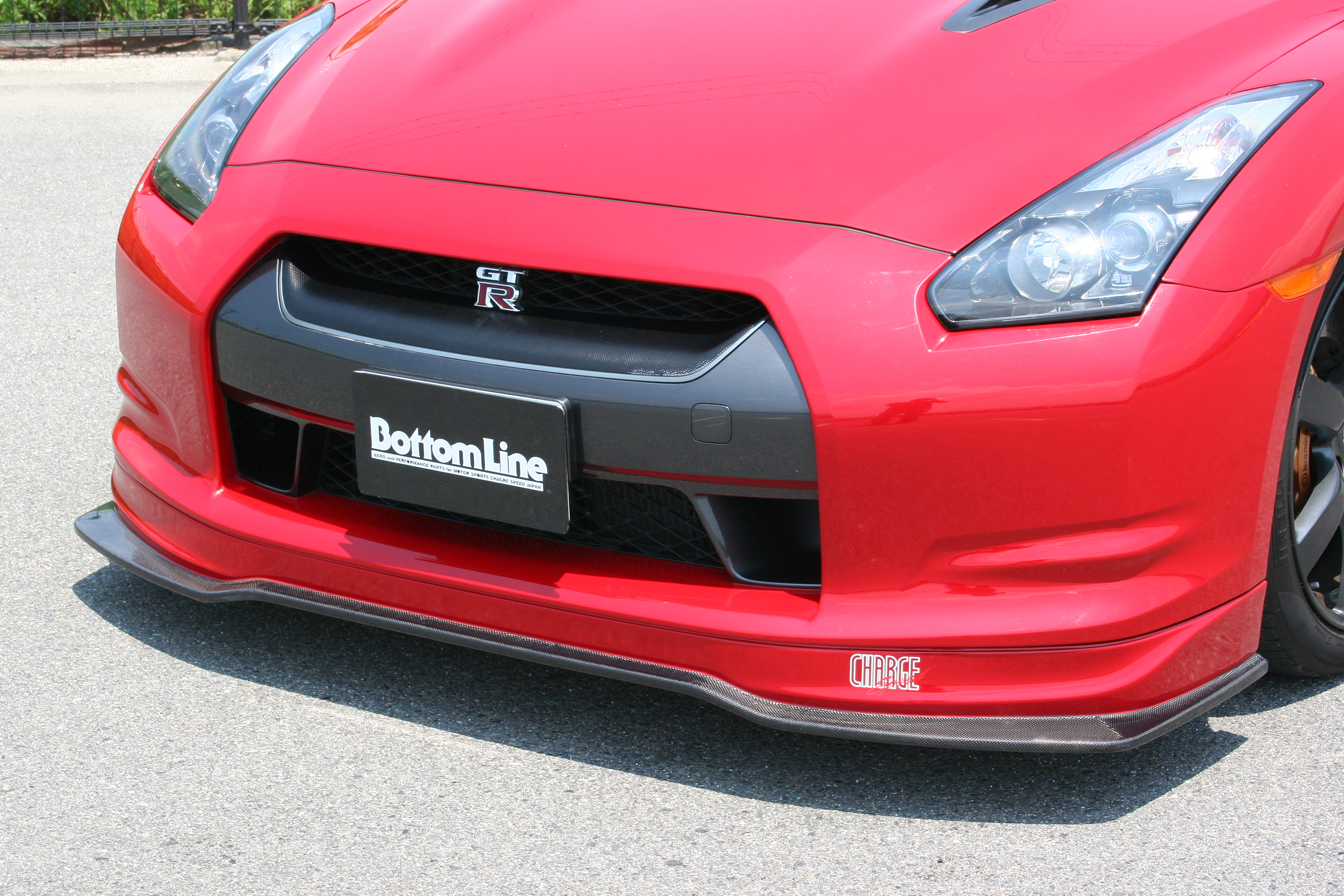 NISSAN GTR R35 07-10 BOTTOMLINE FRONT SPOILER (FRP BLACK) - 2