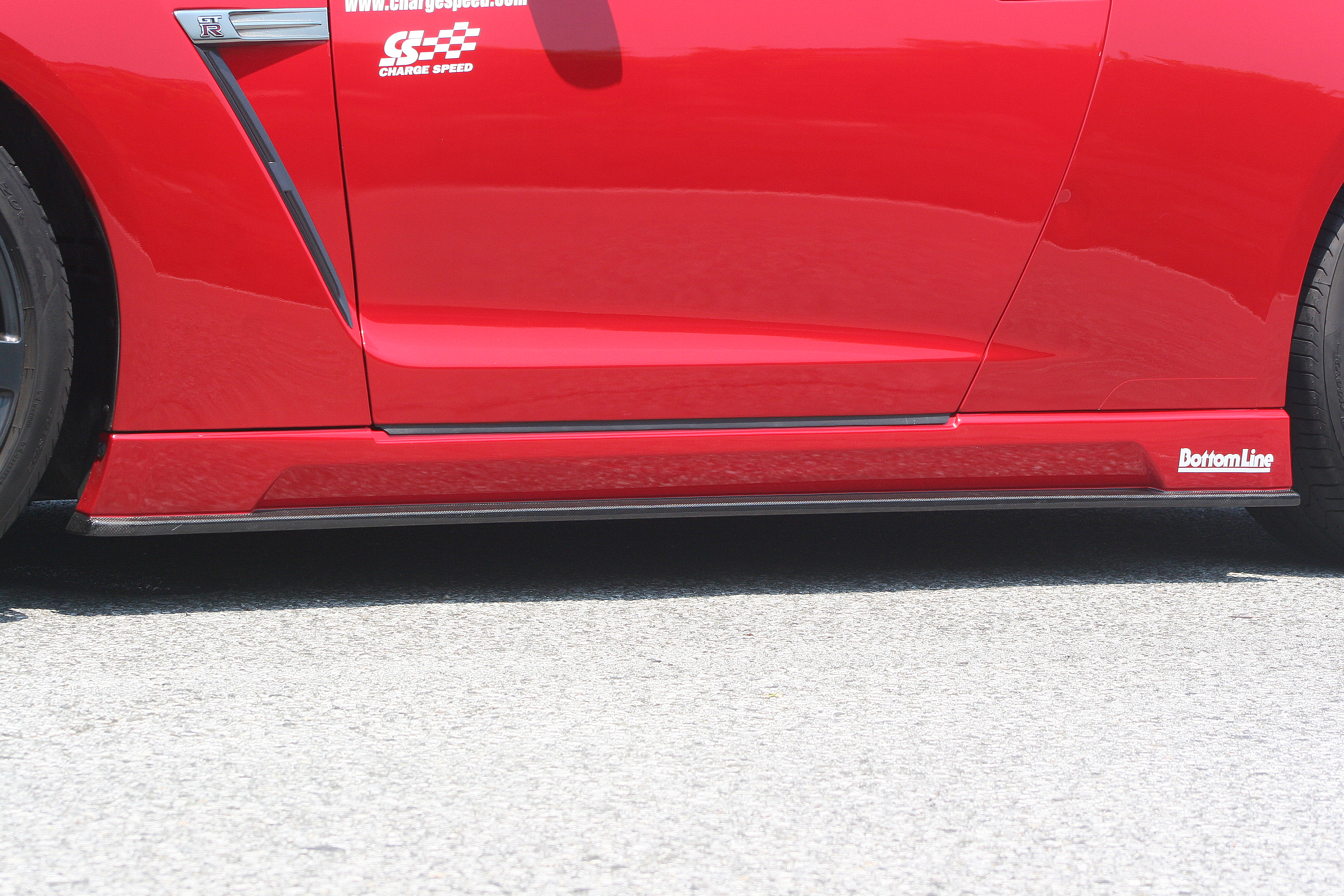 NISSAN GTR R35 07-10 BOTTOMLINE SIDESKIRTS (FRP BLACK) - 3