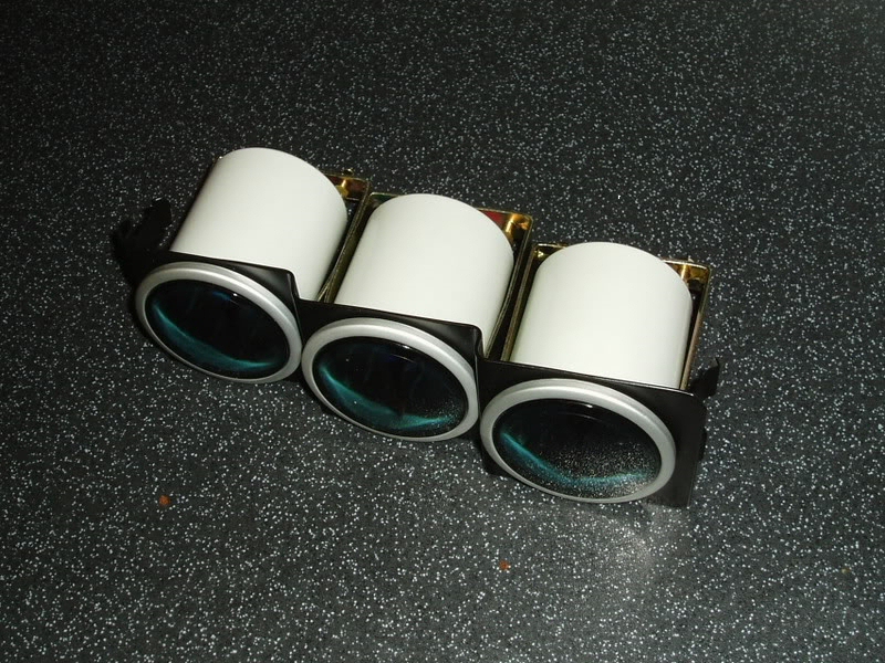 UNIVERSAL DIN-SIZE TRIPLE GAUGE PANEL METAL (3X52MM) - 3