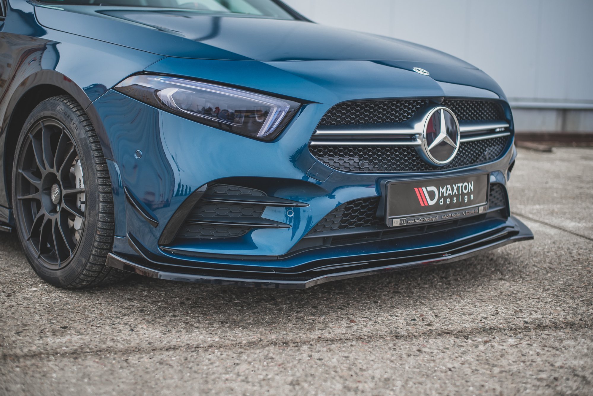 Front Splitter V.2 Mercedes A35 AMG AERO W177 - 3