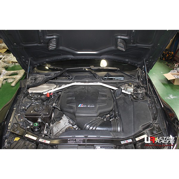 BMW M3 E92 07-13 ULTRARACING 4-POINT FRONT UPPER STRUT BAR - 6