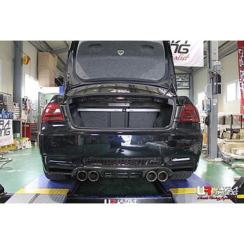 BMW M3 E92 07-13 ULTRARACING 2P ADJ. REAR UPPER STRUT BAR