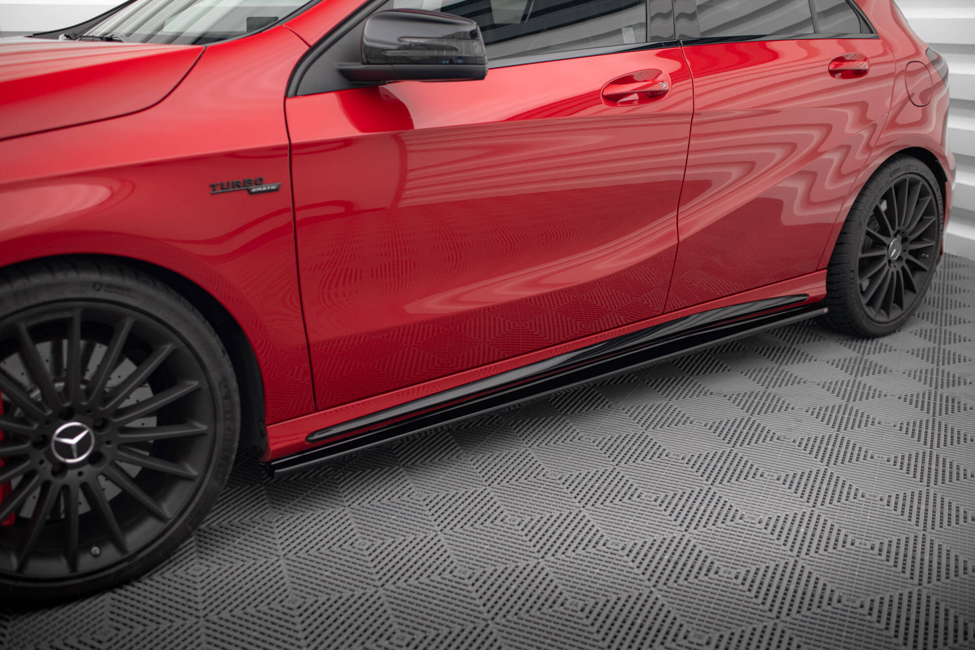 Side Skirts Diffusers Mercedes A W176 / CLA 117 AMG / CLA 117 AMG-Line Facelift - 2