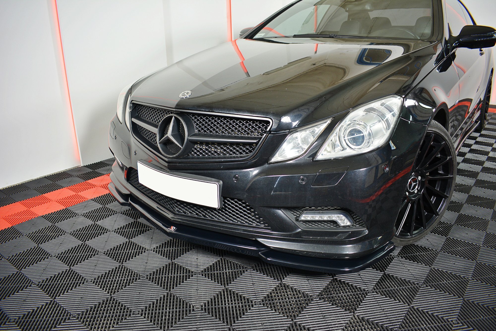 Front Splitter Mercedes E-Class W207 Coupe AMG Line - 3