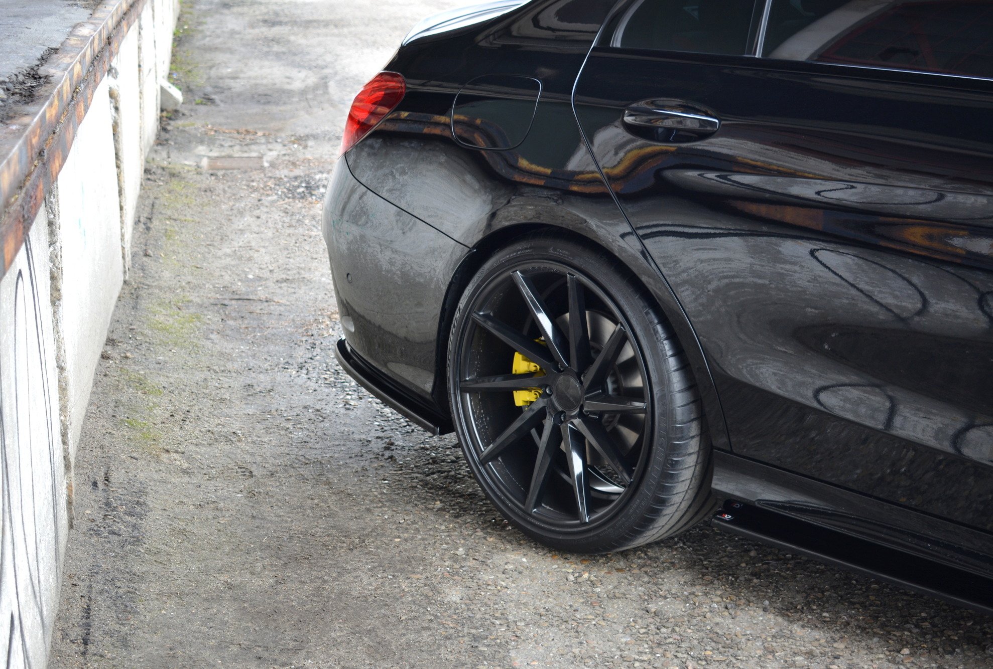 Rear Side Splitters Mercedes-AMG C 43 W205 - 4