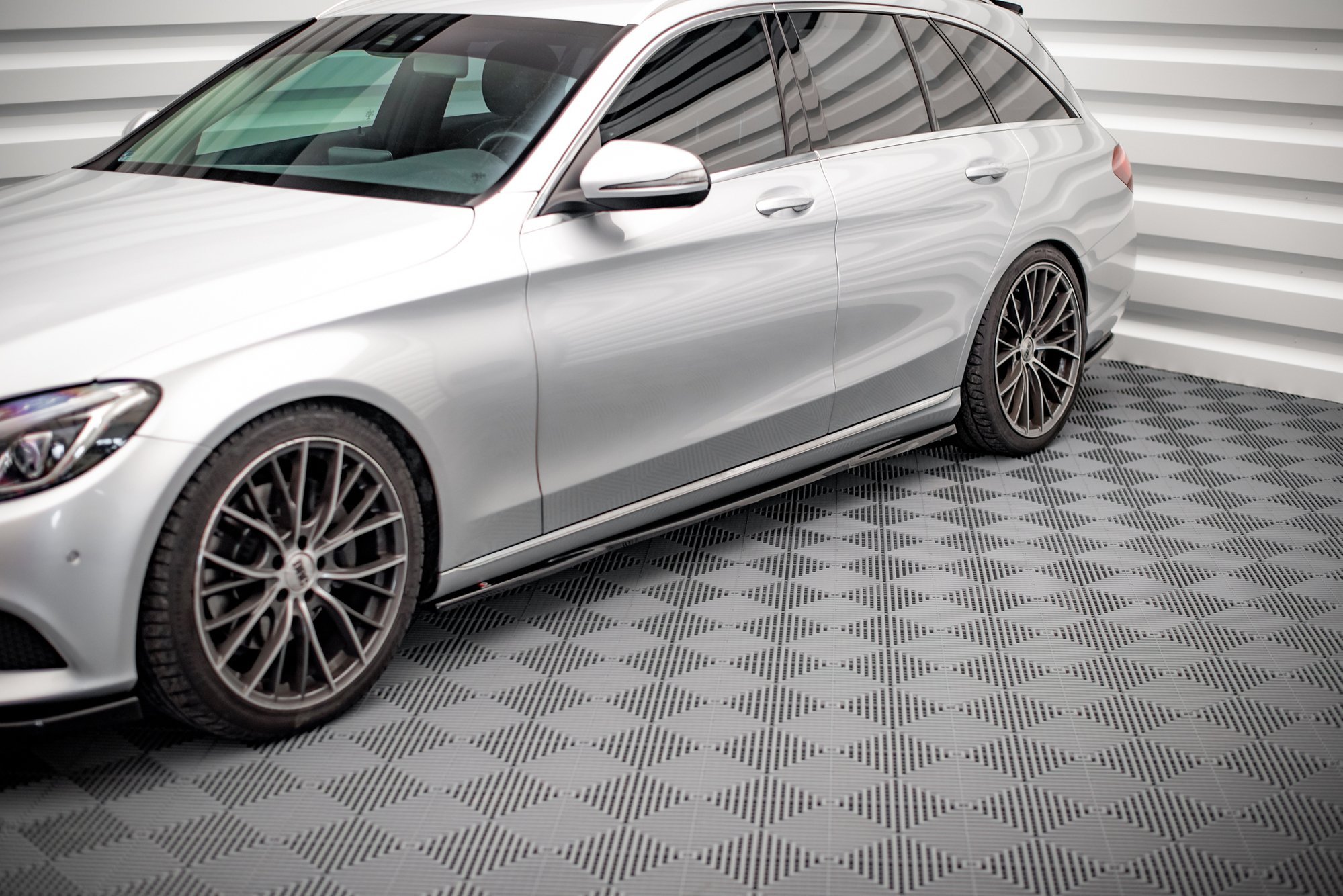 Side Skirts Diffusers Mercedes C W205 (2014-2018) - 3