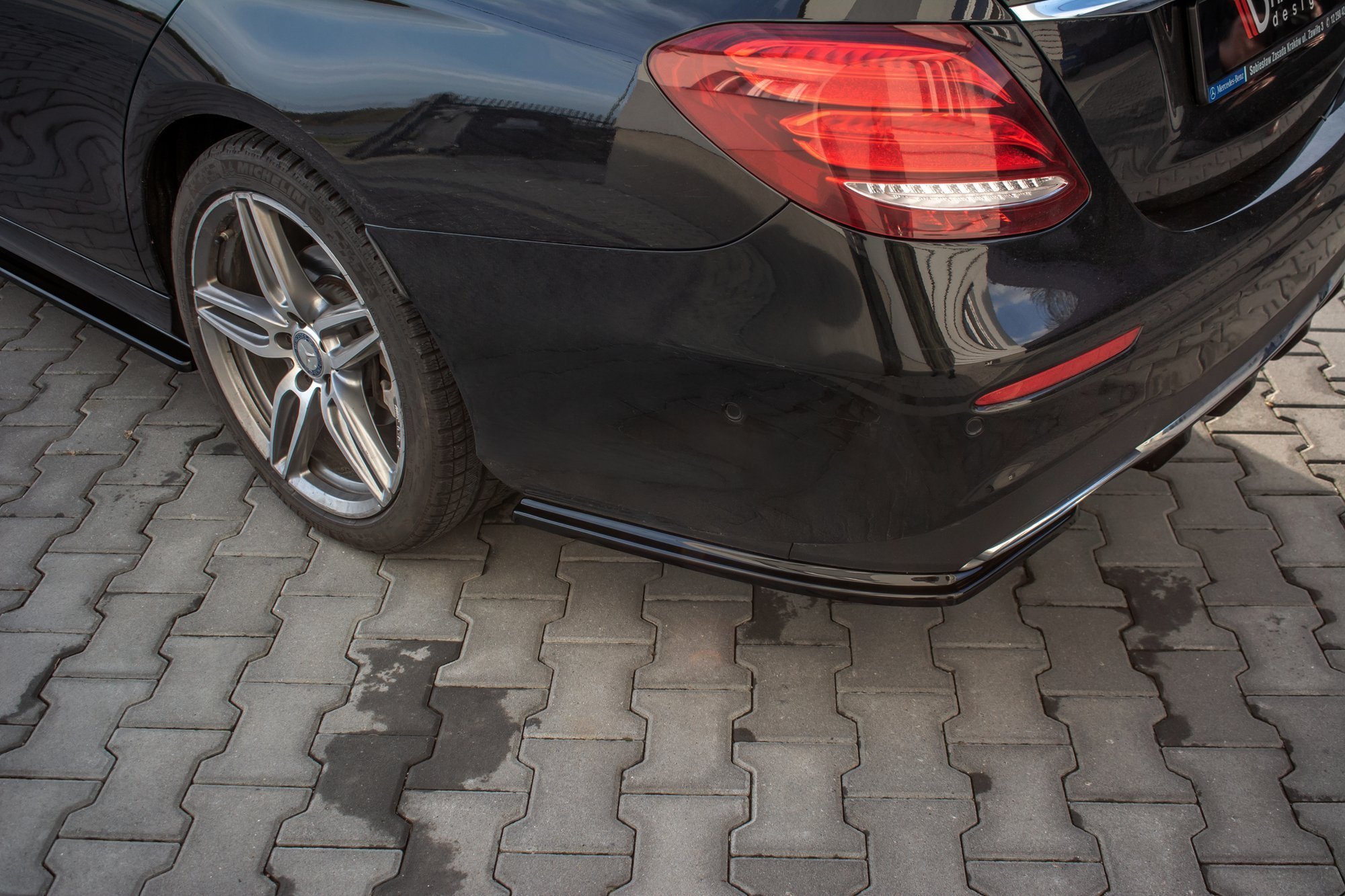 Rear Side Splitters Mercedes E43 AMG / AMG-Line W213 - 2