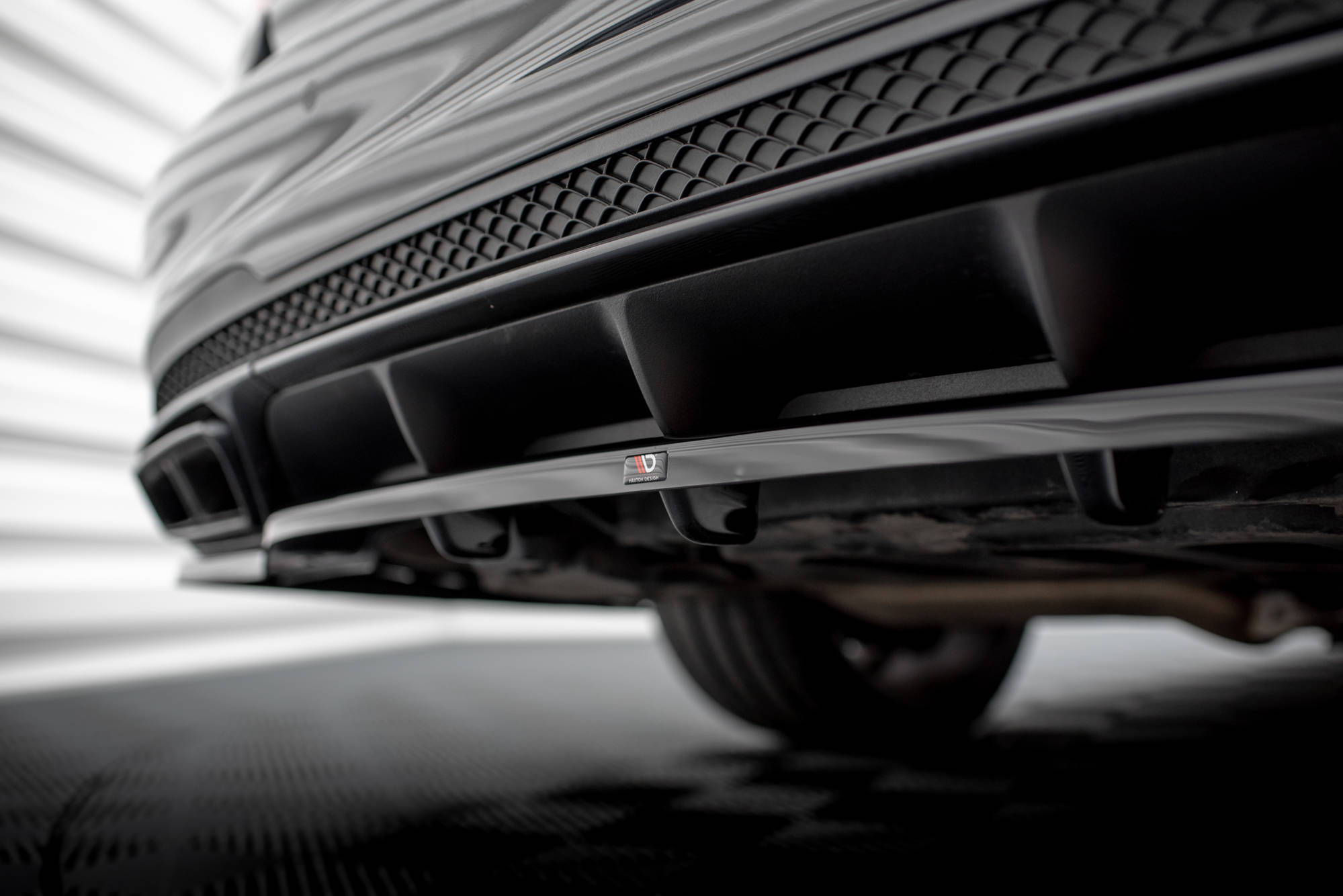 Central Rear Splitter (Vertical Bars) Mercedes E63 AMG Sedan W212 Facelift - 5