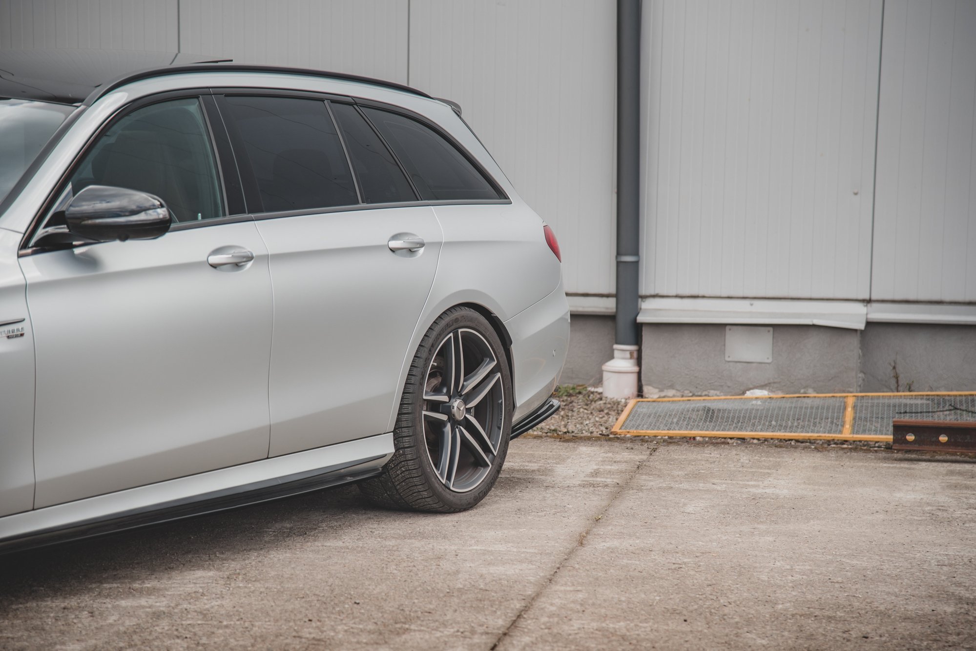 Rear Side Splitters Mercedes E63 AMG Estate / Sedan S213 / W213 - 3