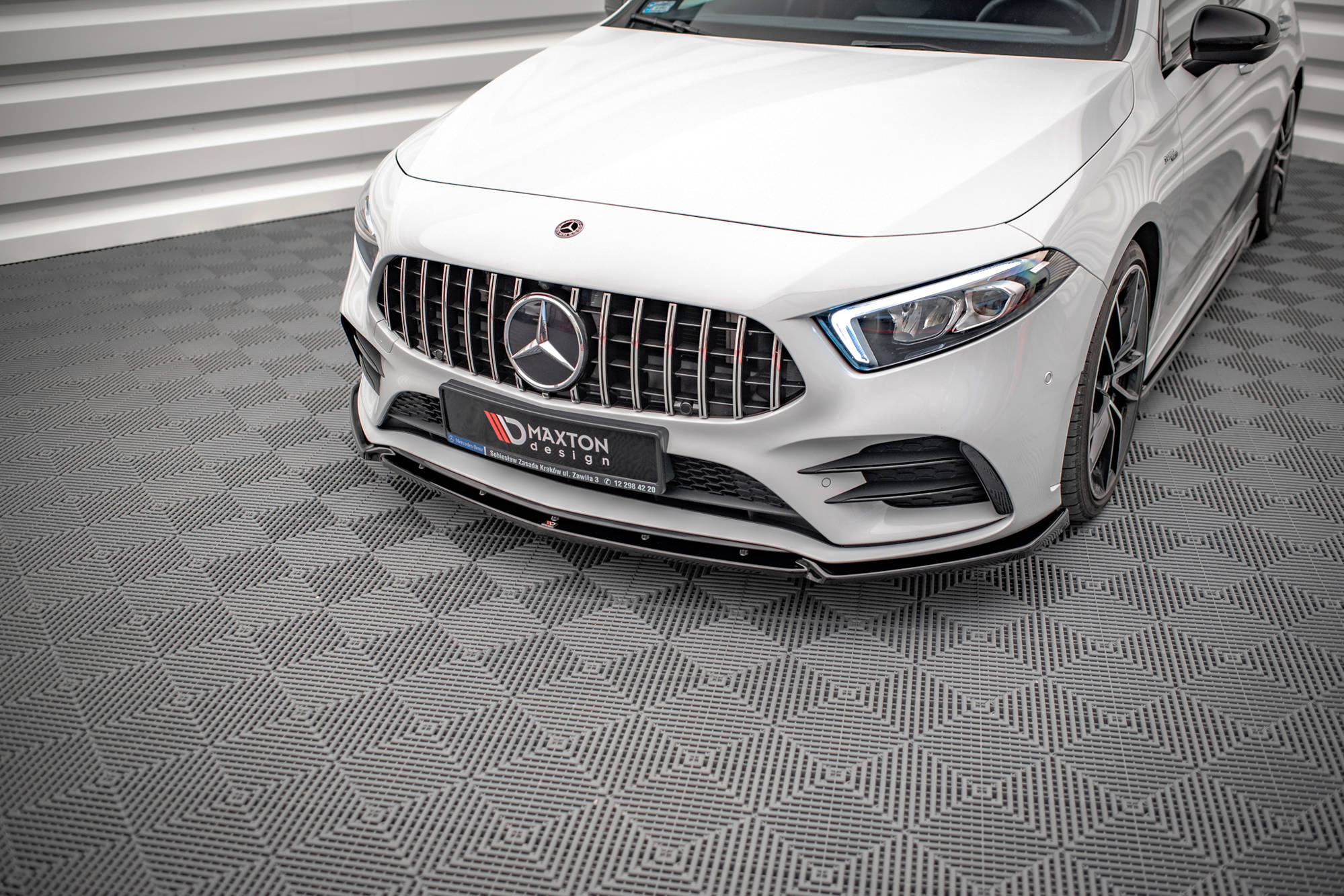 Front Splitter V.4 Mercedes A35 AMG / AMG-Line W177 - 4