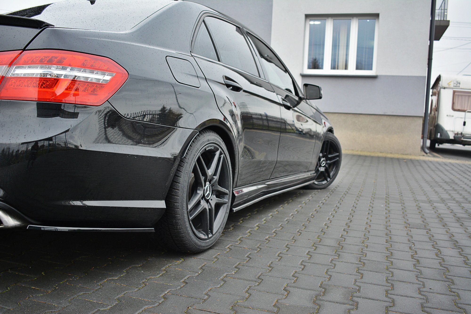 Side Skirts Splitters Mercedes E-class 212 63 AMG (2009-2012) - 2