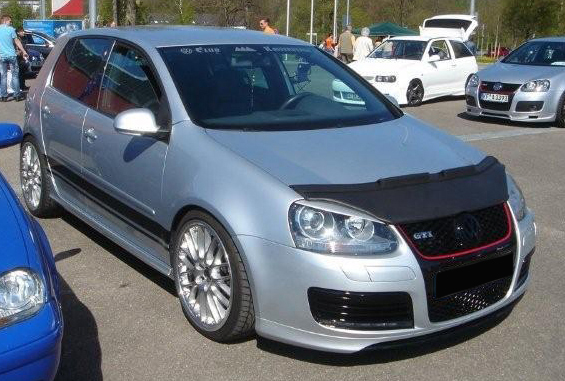 VW GOLF V 03+ SKAI CARBRA/STONEGUARD