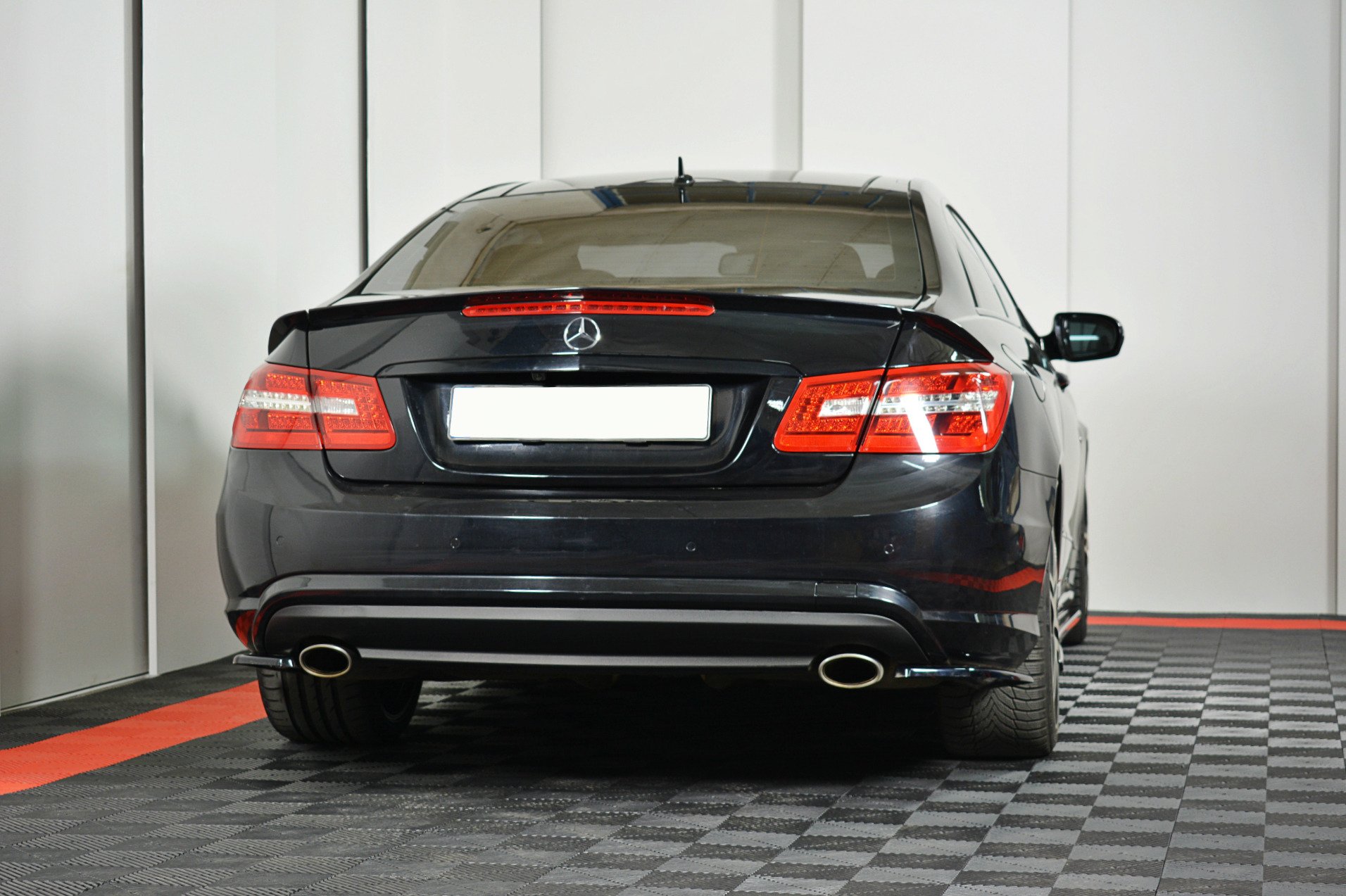 Rear Side Splitters Mercedes E-Class W207 Coupe AMG Line - 4