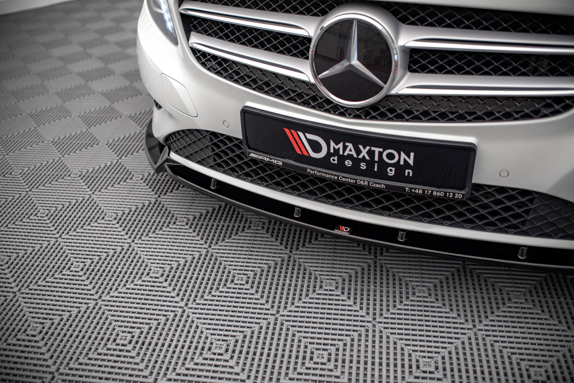 Front Splitter V.1 Mercedes A W176 (2012-2015) - 4