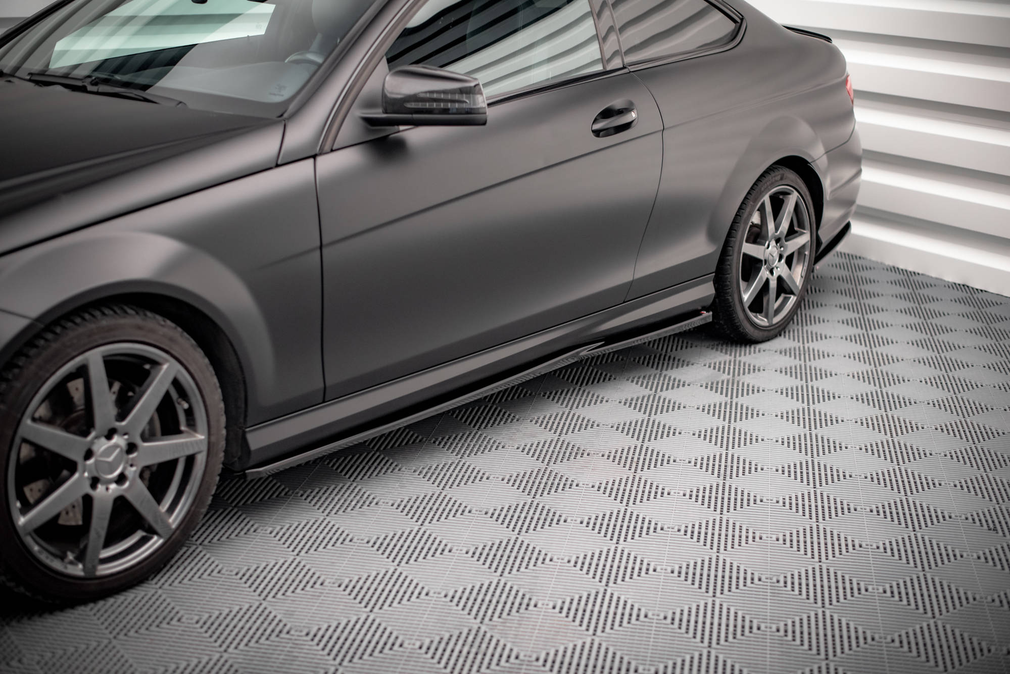 Side Skirts Diffusers Mercedes-Benz C Coupe / Sedan / Estate AMG-Line C204 / W204 Facelift / S204 Facelift - 3