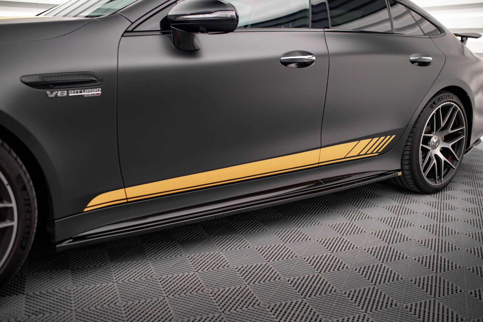 Side Skirts Splitters Mercedes AMG GT 63S 4-door Coupe - 3