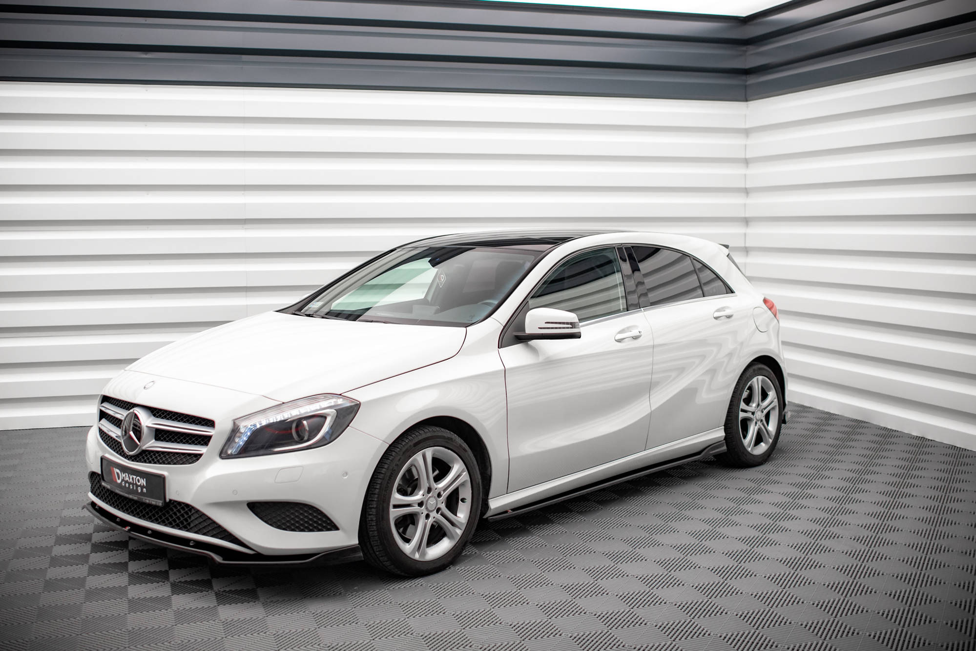Side Skirts Diffusers V.1 Mercedes A W176 (2012-2015) - 3