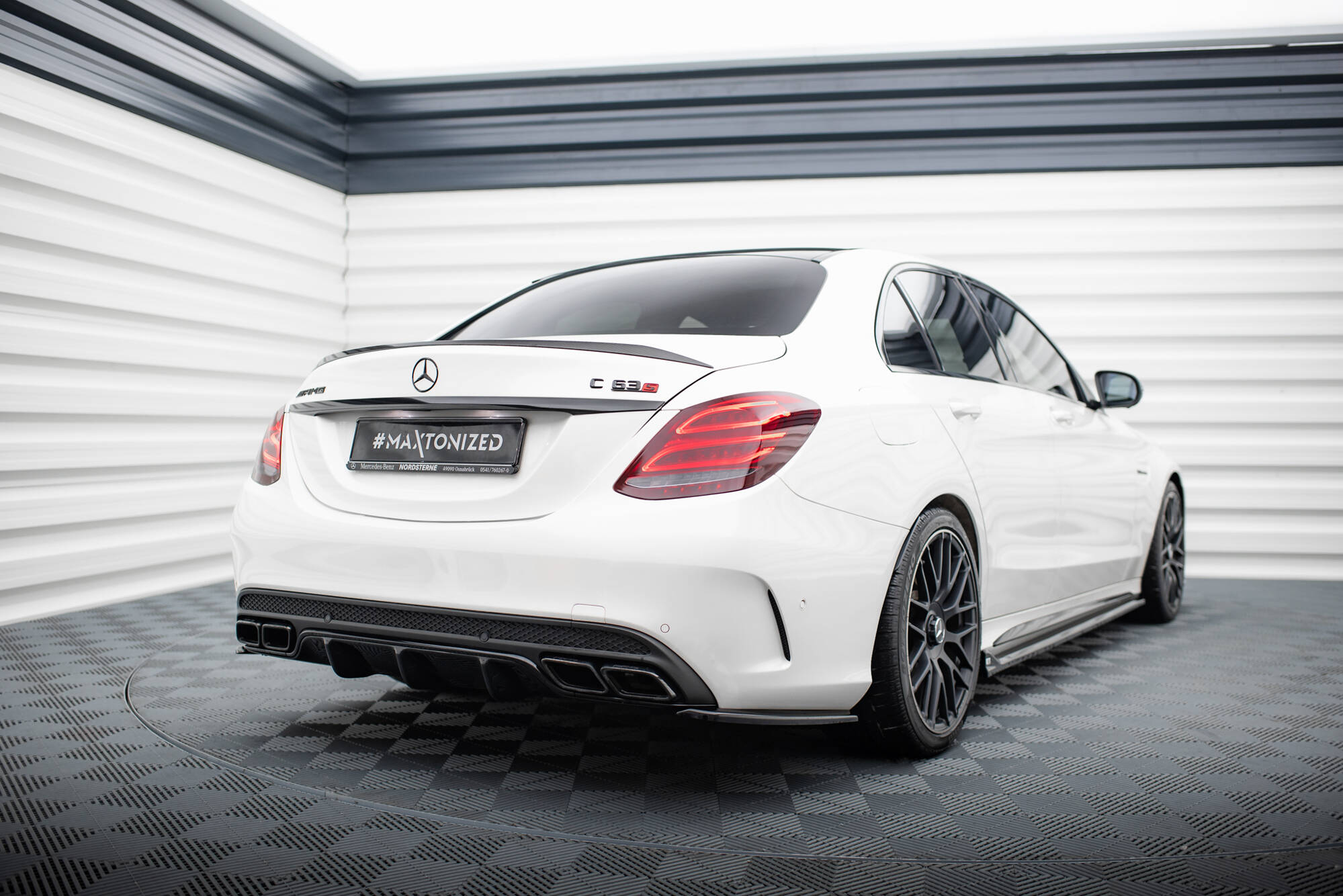 Rear Side Splitters Mercedes-AMG C63 Sedan / Estate W205 / S205 - 2