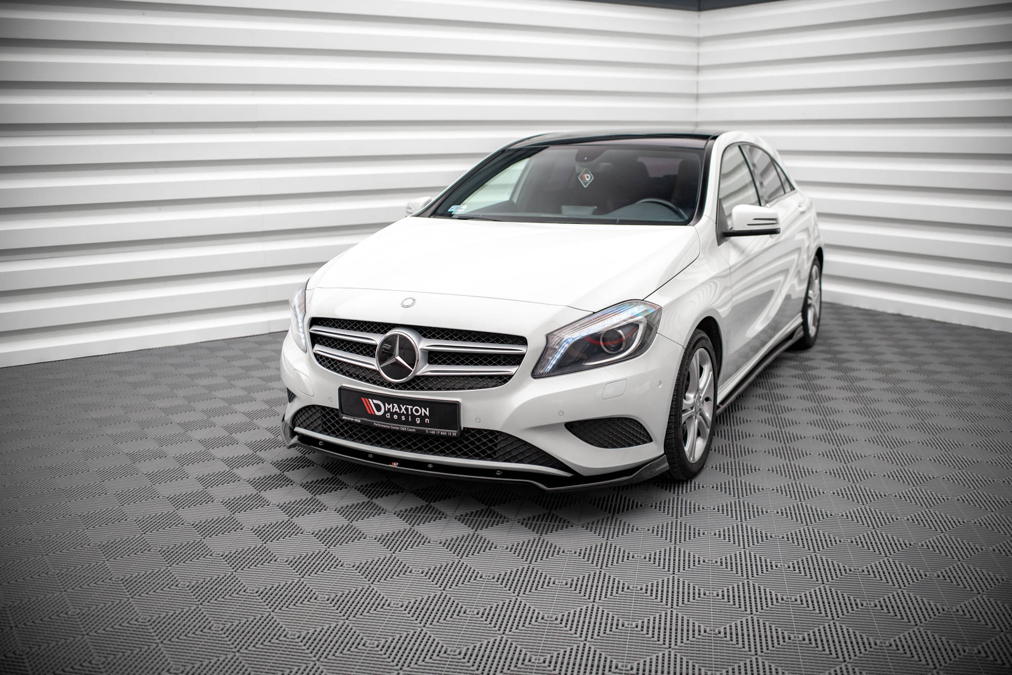 Front Splitter V.2 Mercedes A W176 (2012-2015) - 3