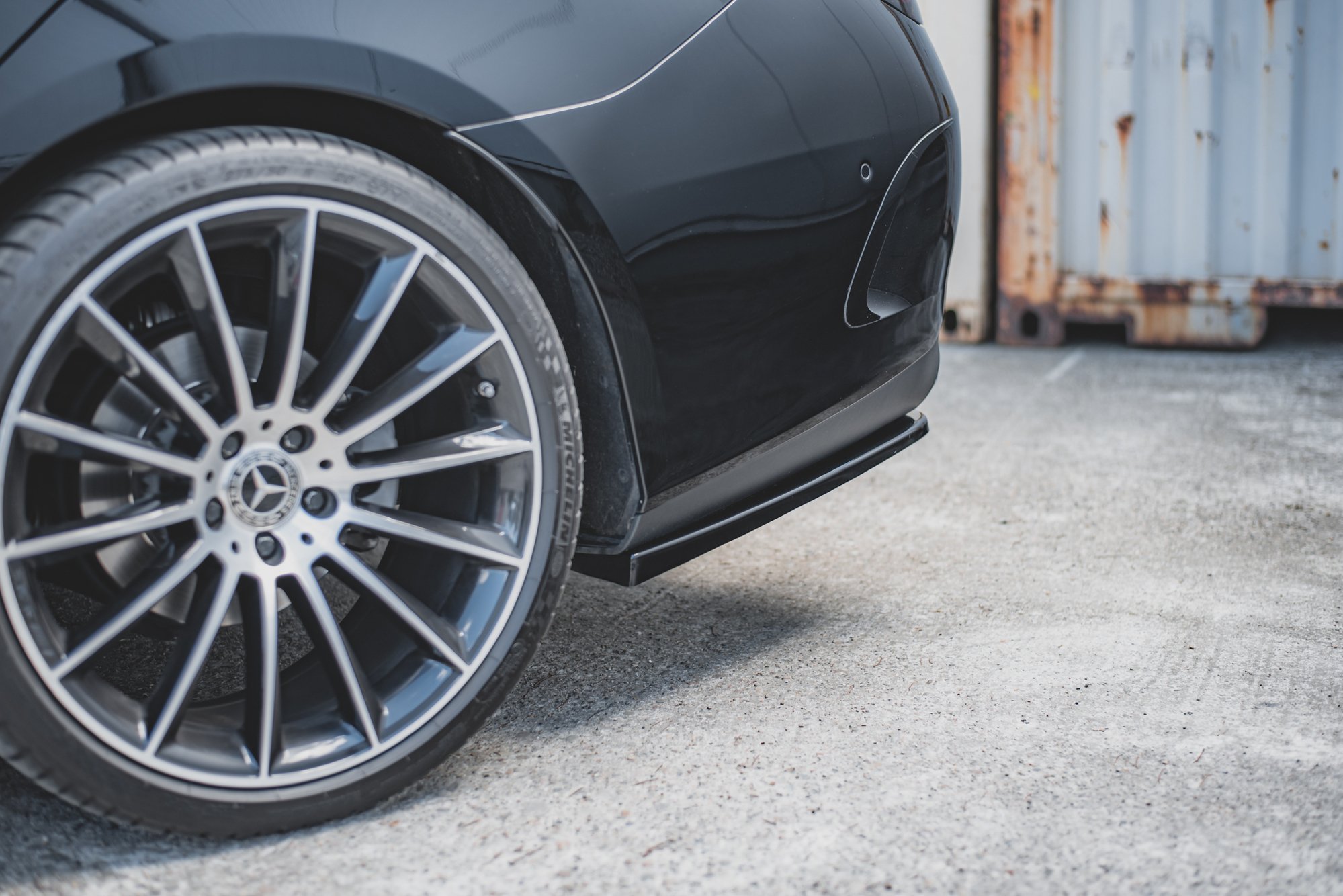 Central Rear Splitter Mercedes-Benz CLS AMG Line C257 (2018-2021) - 5