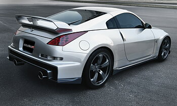 NISSAN 350Z 02-06 BAKRE STÖTFÅNGARE TYPE NISMO STIL FRP [AUTOR]