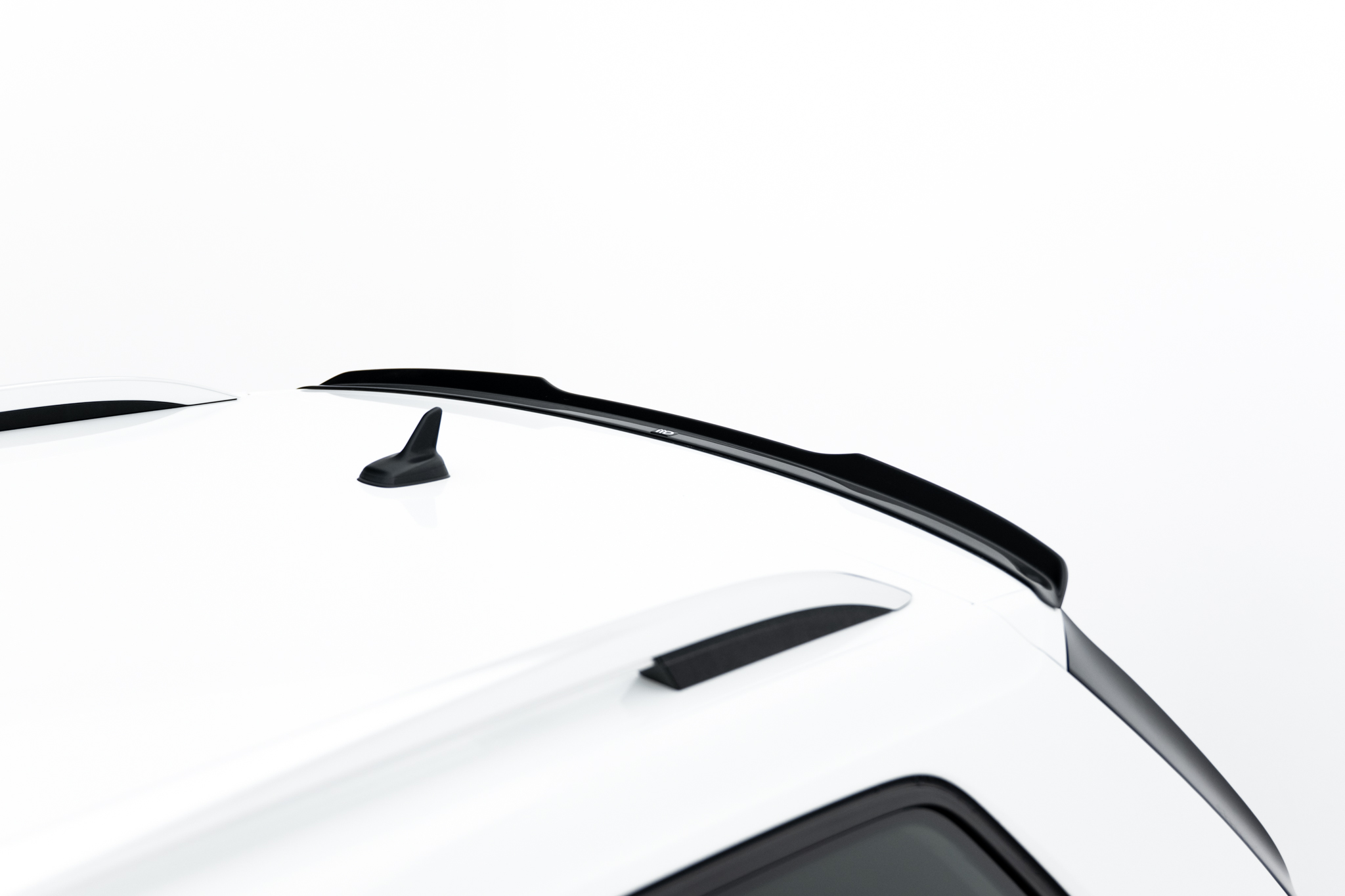 SPOILER CAP SUITABLE FOR VOLKSWAGEN GOLF VARIANT MK7 – MAXTON DESIGN