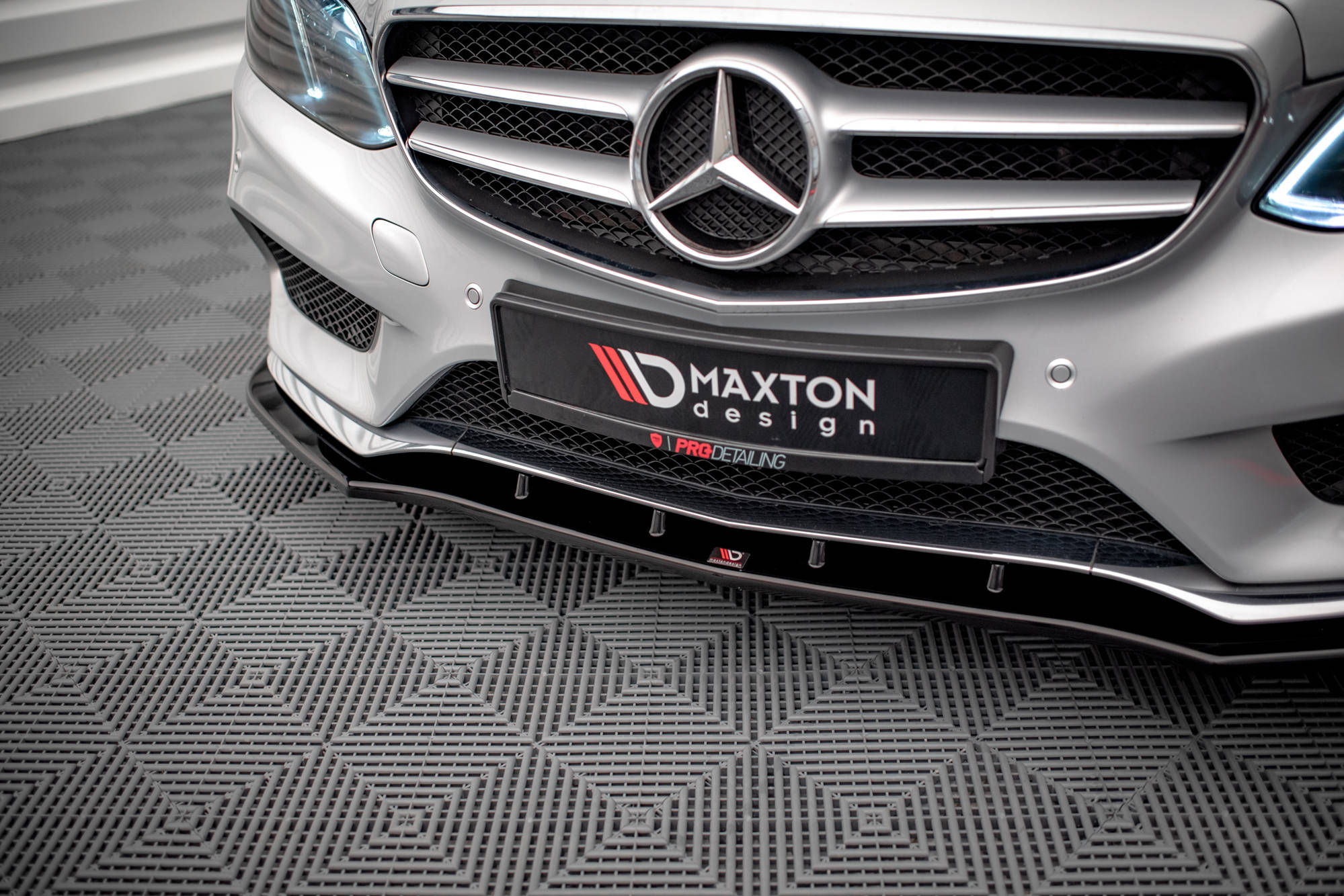 Front Splitter V.1 Mercedes E Amg-Line Sedan W212 Facelift (2012-2016) - 4