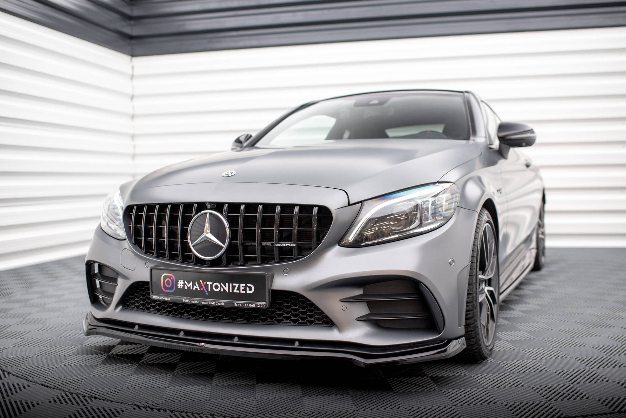 Front Splitter V.1 Mercedes-AMG C43 Coupe / Sedan C205 / W205 Facelift - 4