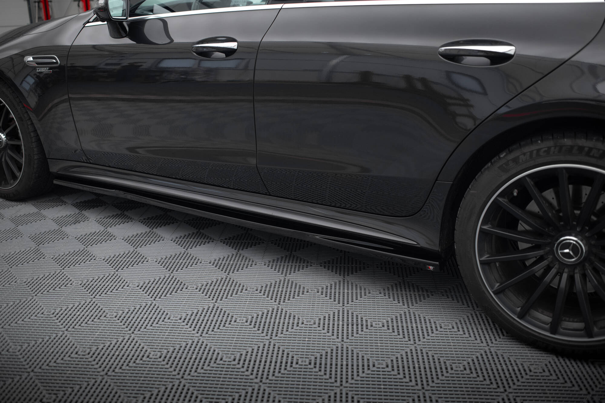 Side Skirts Diffusers Mercedes-AMG GT 53 4-Door Coupe - 3