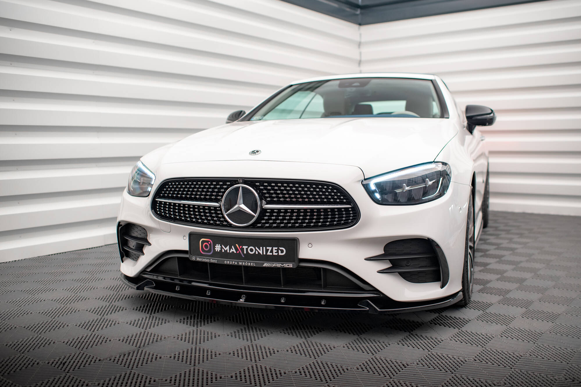 Front Splitter V.2 Mercedes-Benz E W213 Coupe (C238) / Cabriolet (A238) AMG-Line / 53 AMG - 4