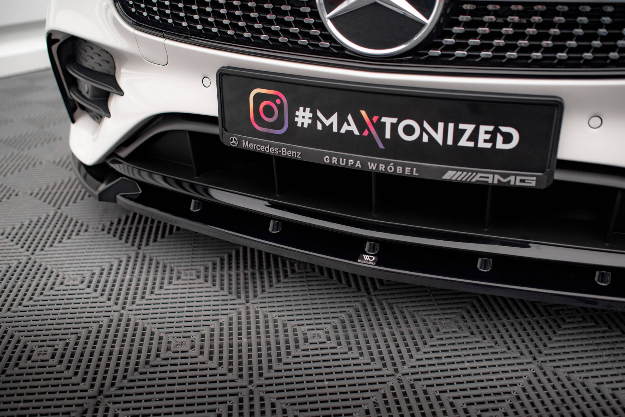 Front Splitter V.2 Mercedes-Benz E W213 Coupe (C238) / Cabriolet (A238) AMG-Line / 53 AMG - 3