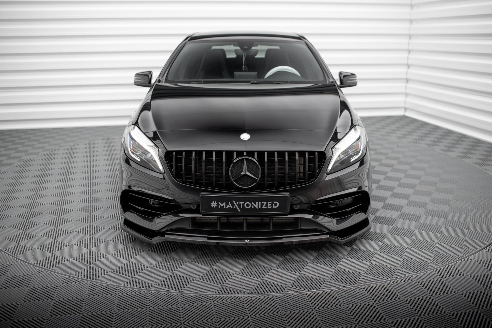 Front Splitter V.1 Mercedes-Benz A AMG-Line W176 Facelift - 2