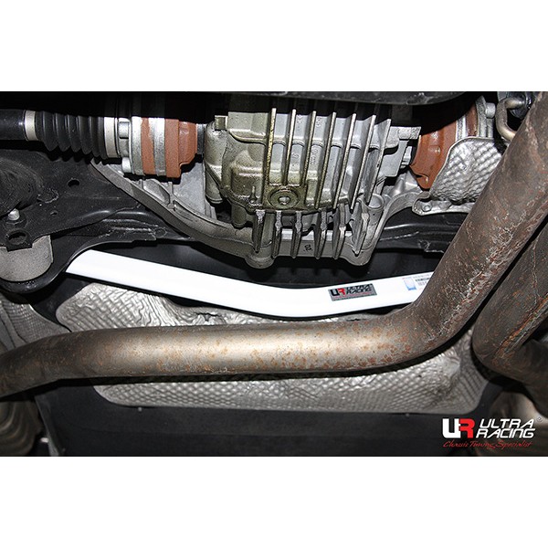 AUDI A8 D4 10+ ULTRARACING 2-POINT REAR LOWER BRACE 3076 - 6