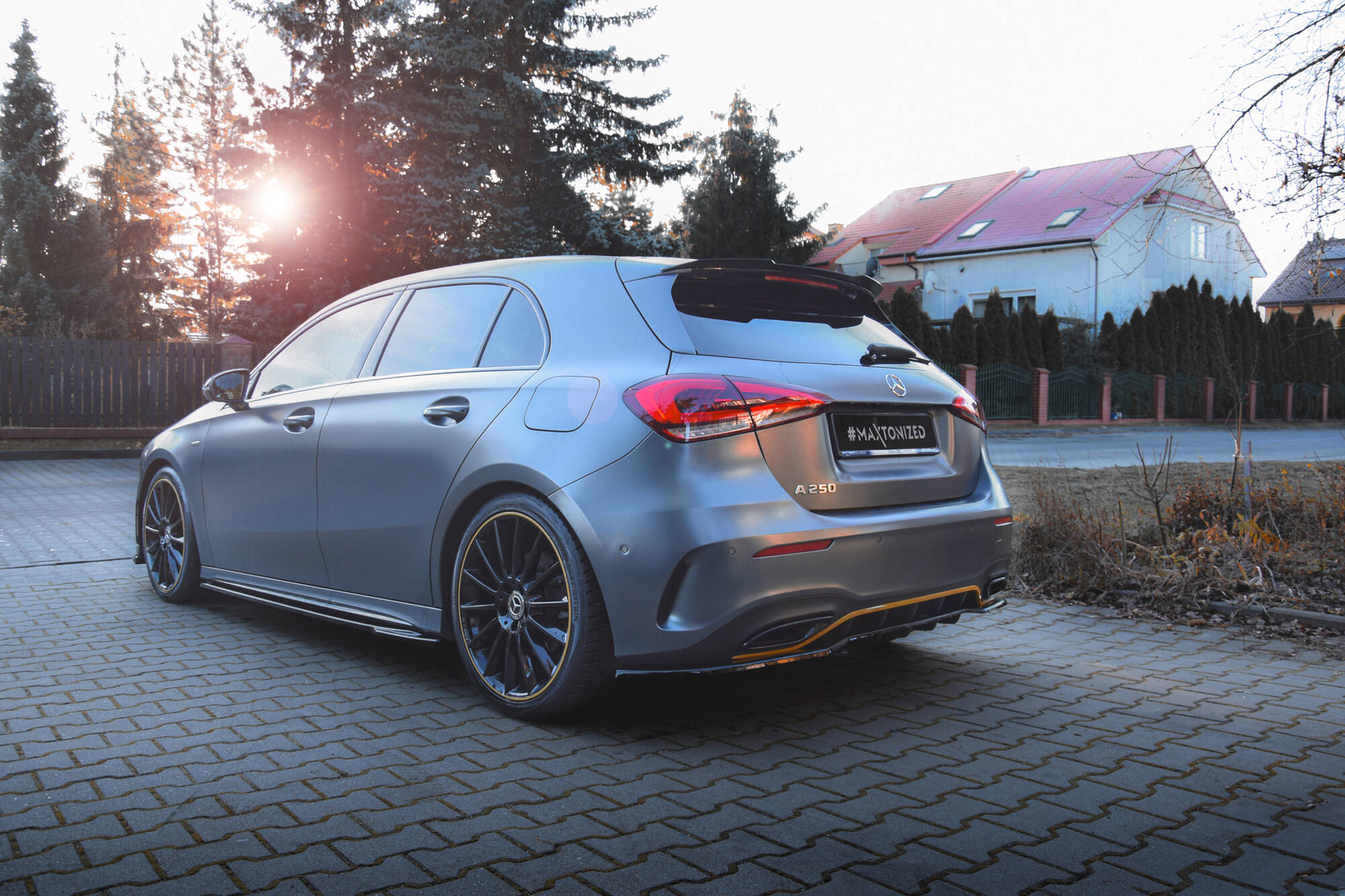 Spoiler CAP Mercedes-Benz A AMG-Line Hatchback W177 - 2