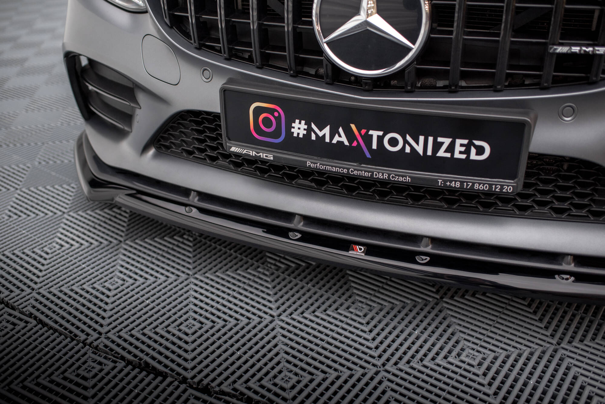 Front Splitter V.2 Mercedes-AMG C43 Coupe / Sedan C205 / W205 Facelift - 3