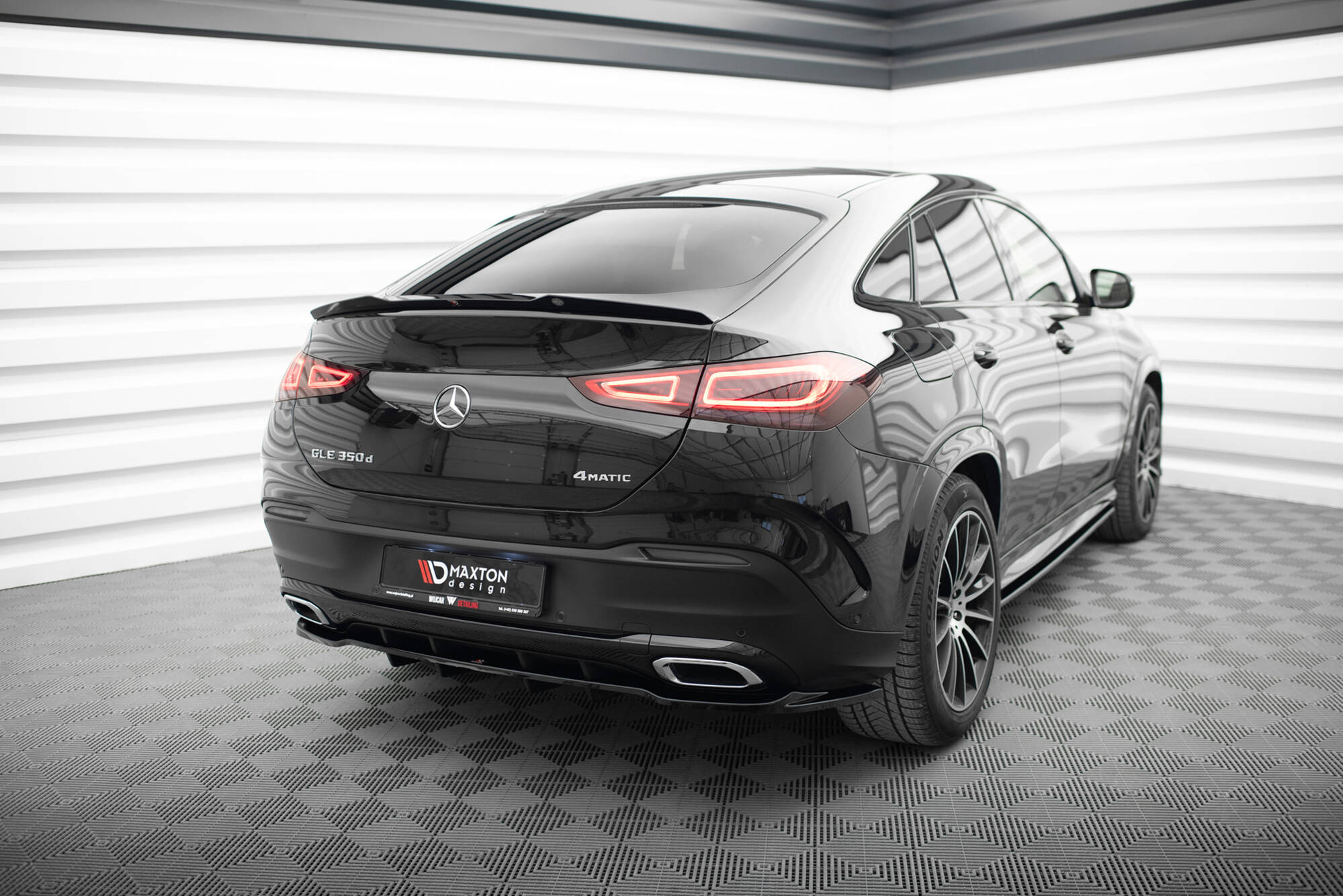 Central Rear Splitter (Vertical Bars) Mercedes GLE Coupe AMG Line C167 - 3