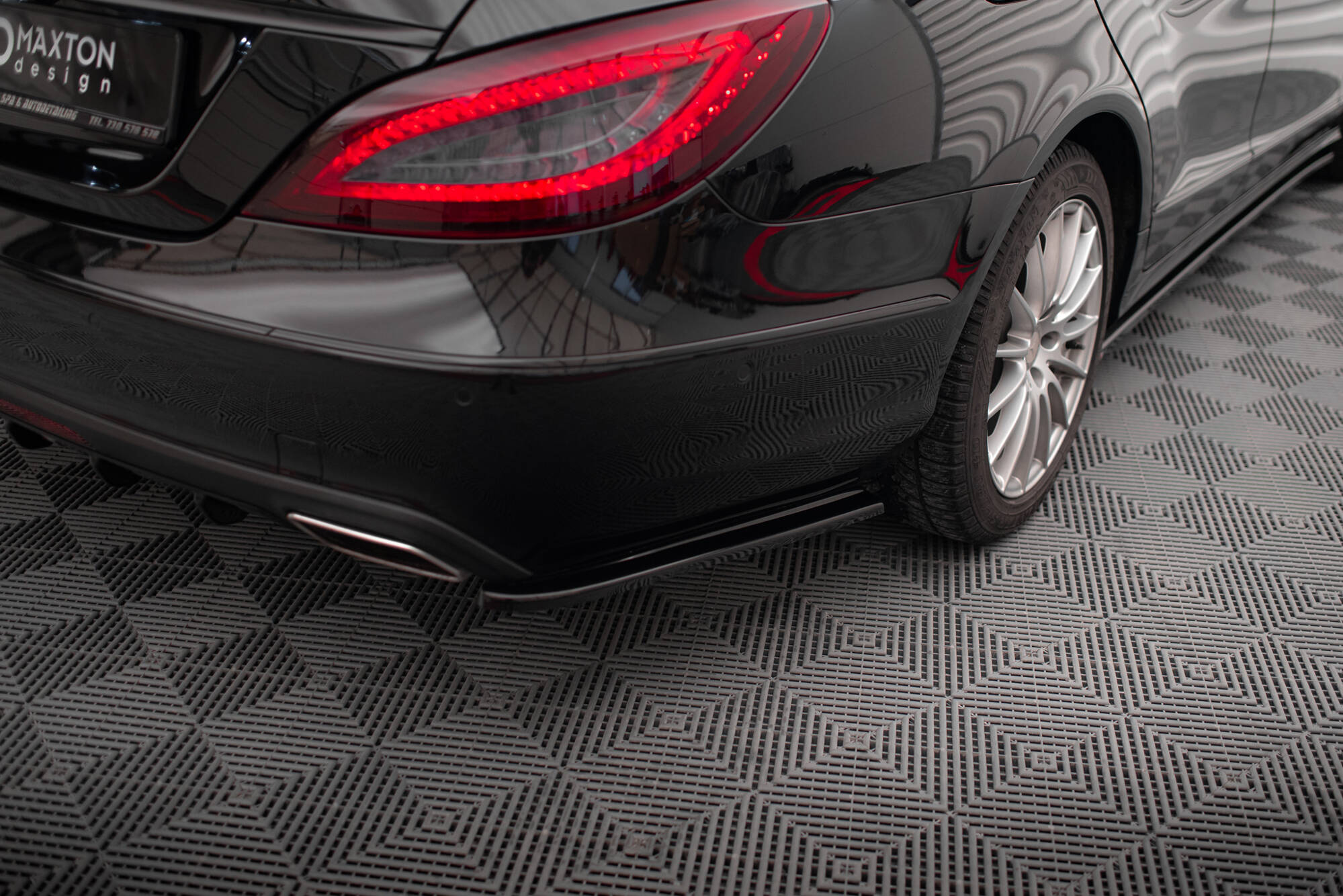 Rear Side Splitters Mercedes-Benz CLS C218 - 3