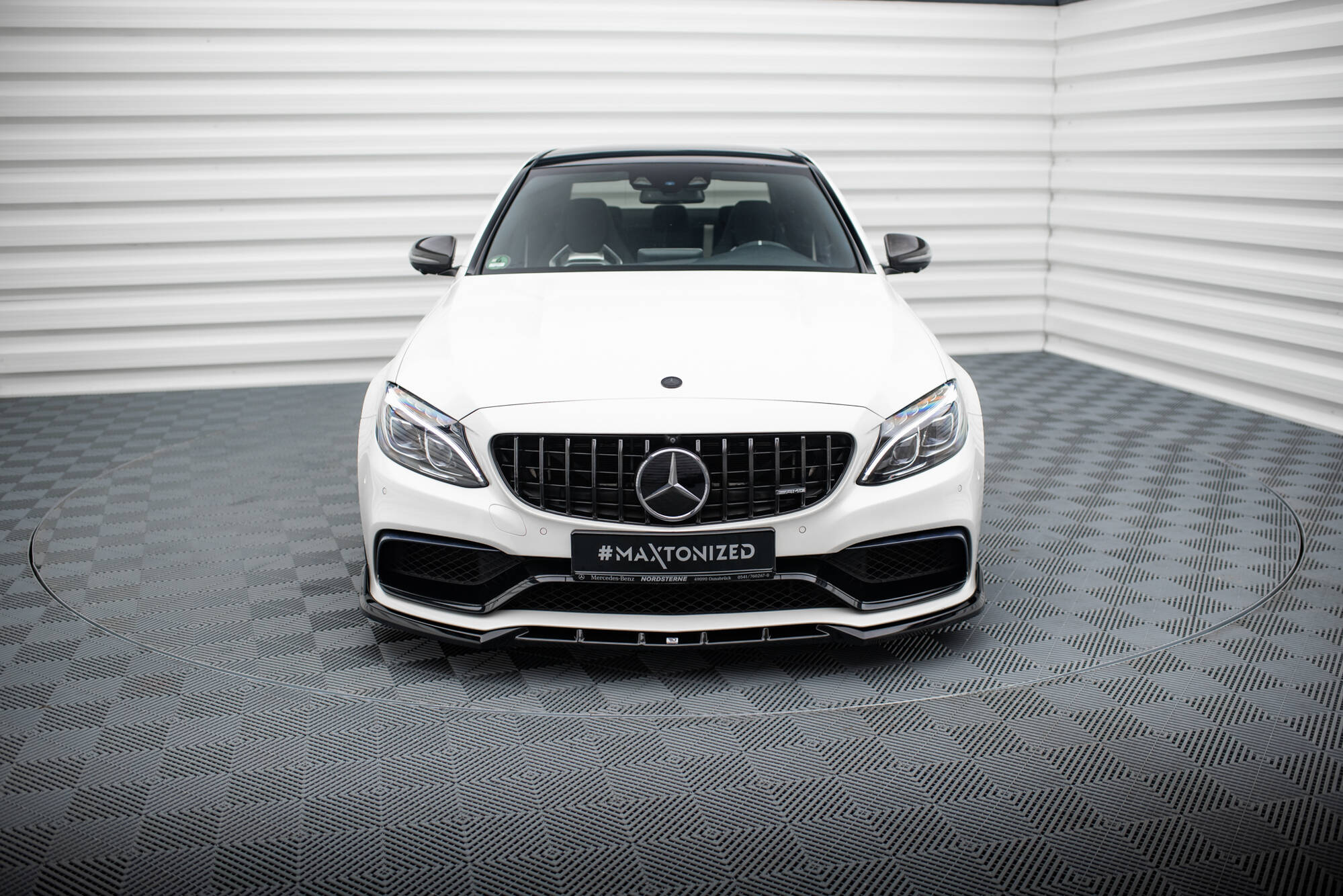 Front Splitter V.2 Mercedes-AMG C63 Sedan / Estate W205 / S205 - 2