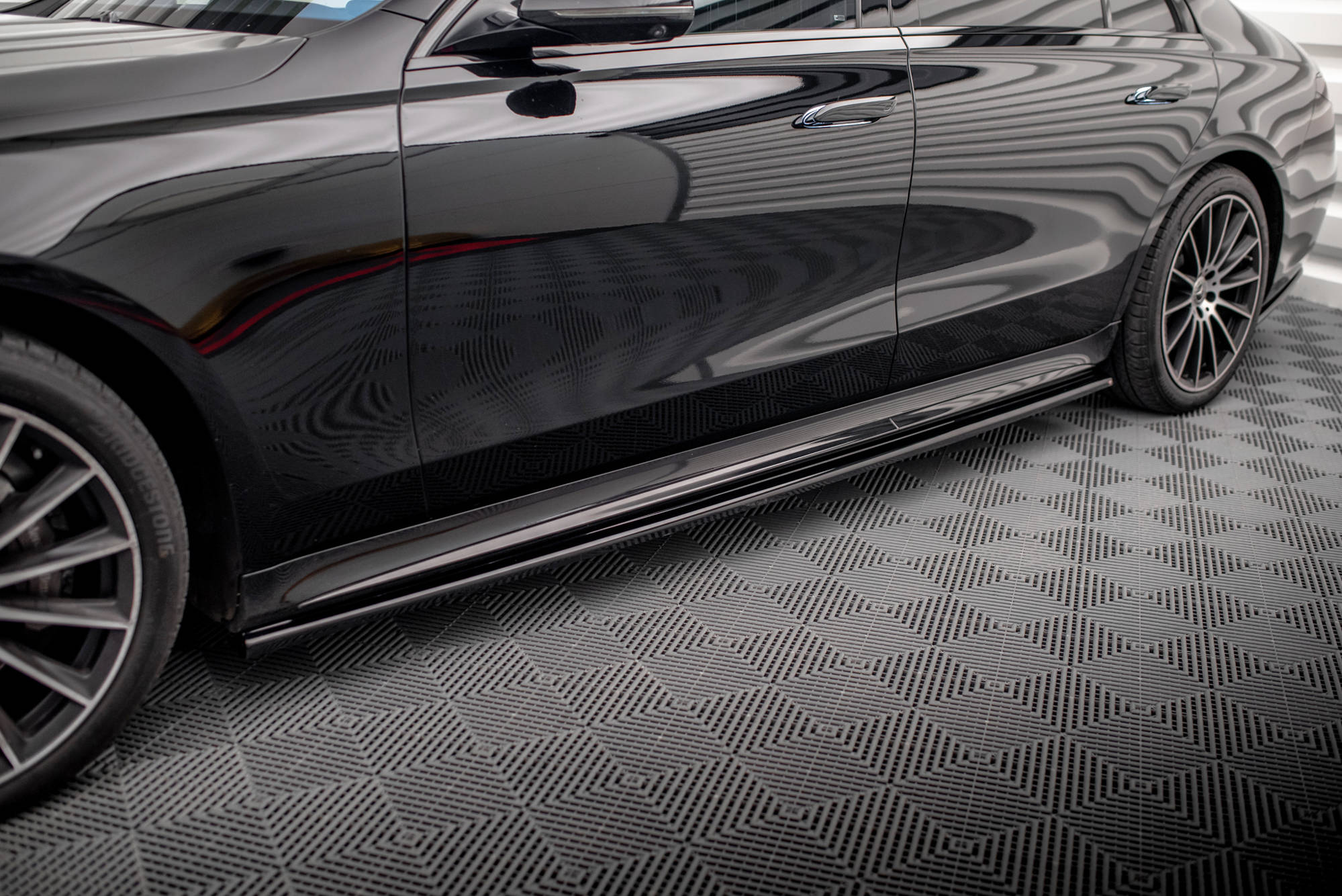 Side Skirts Diffusers Mercedes S Long AMG-Line V223 - 4