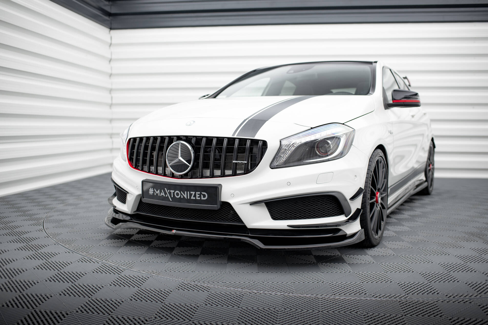 Front Splitter V.4 Mercedes-Benz A45 AMG W176 - 3