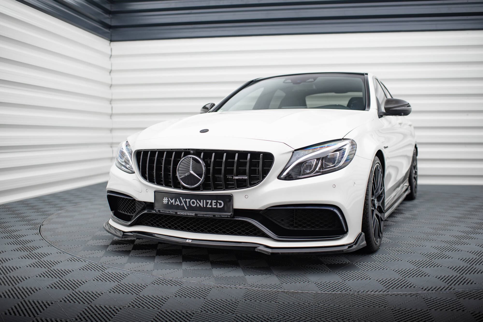 Front Splitter V.3 Mercedes-AMG C63 Sedan / Estate W205 / S205 - 3