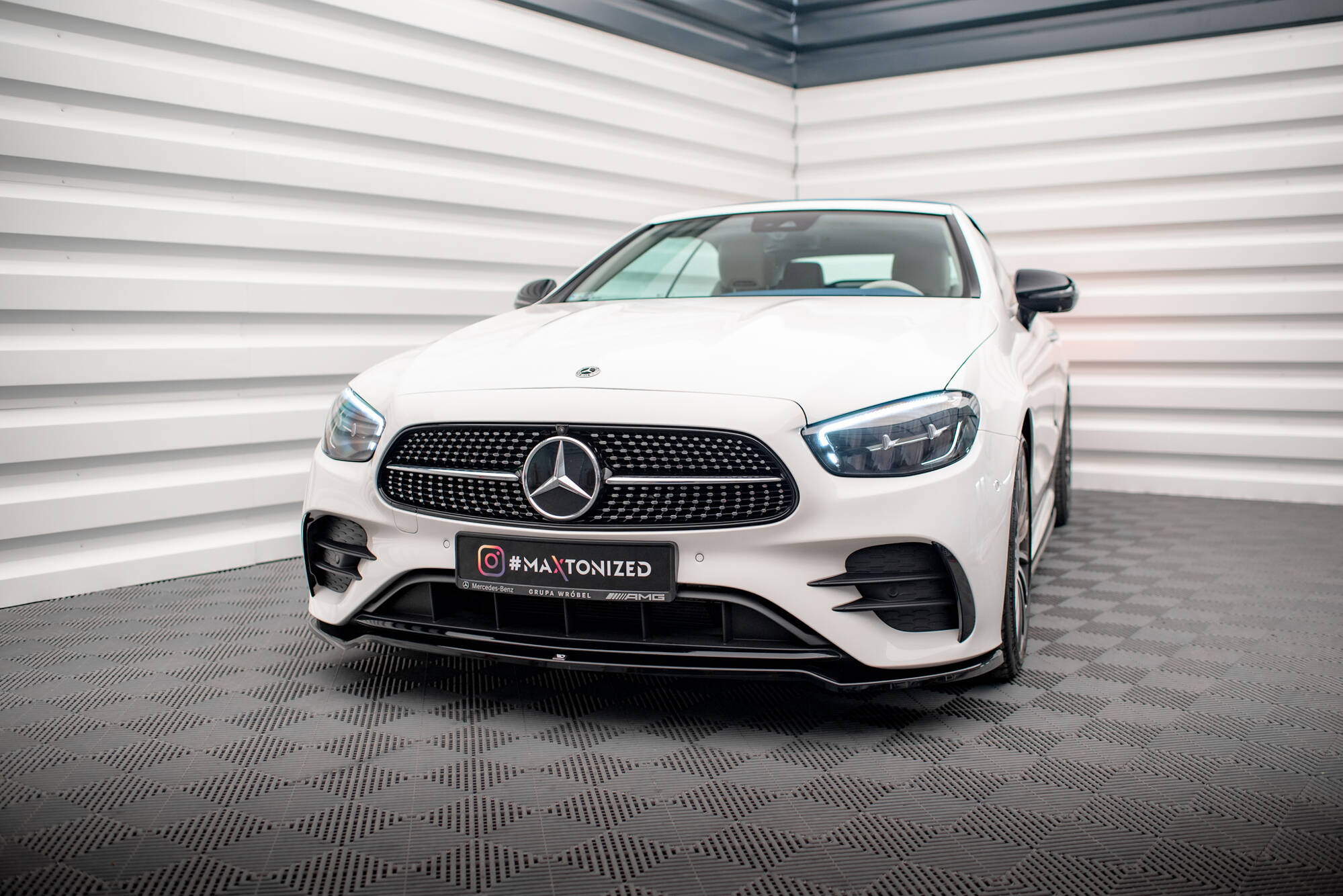 Front Splitter V.1 Mercedes-Benz E W213 Coupe (C238) / Cabriolet (A238) AMG-Line / 53 AMG - 3